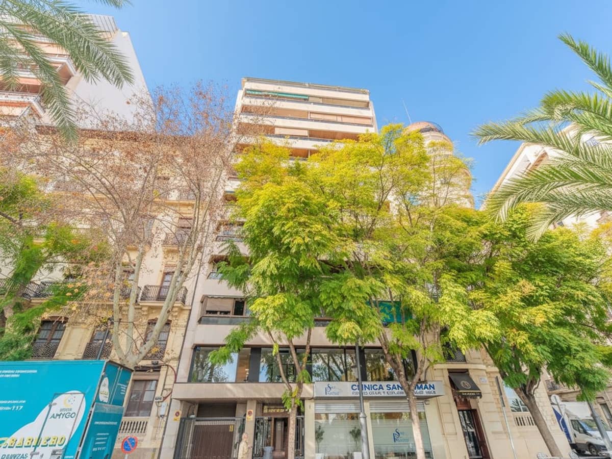 Apartamento de 3 habitaciones en Alicante / Alacant ciudad en venta - 1.200.000 € (Ref: 9626515)