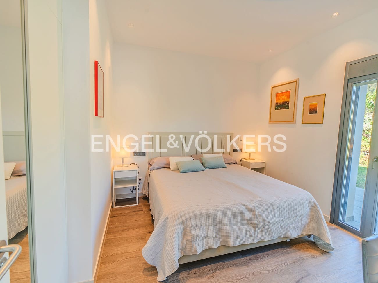 4 sovrum Villa till salu i Alicante stad med pool garage - 1 249 000 € (Ref: 9626652)