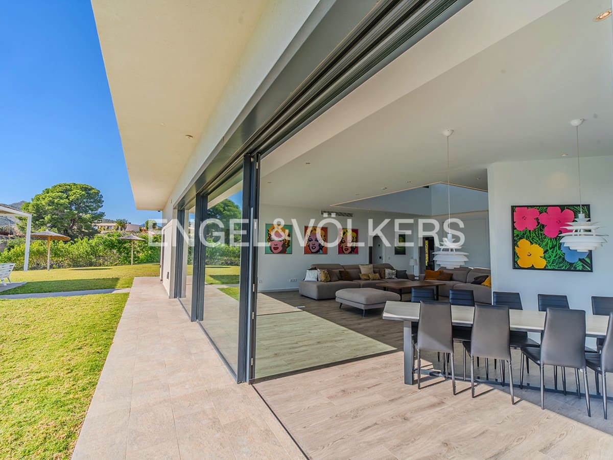 4 sovrum Villa till salu i Alicante stad med pool garage - 1 249 000 € (Ref: 9626652)