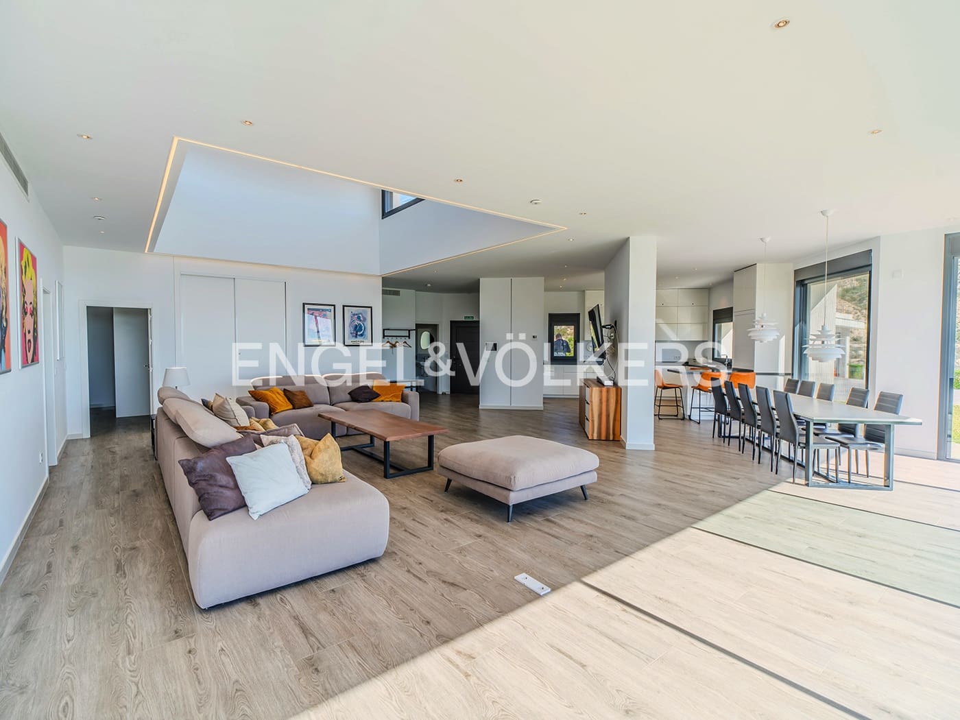 4 sovrum Villa till salu i Alicante stad med pool garage - 1 249 000 € (Ref: 9626652)