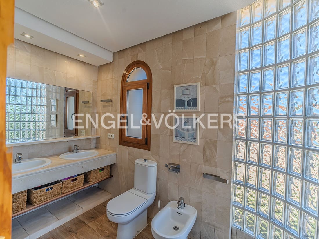 6 chambre Villa/Maison à vendre à Muchamiel / Mutxamel avec piscine garage - 850 000 € (Ref: 9628261)