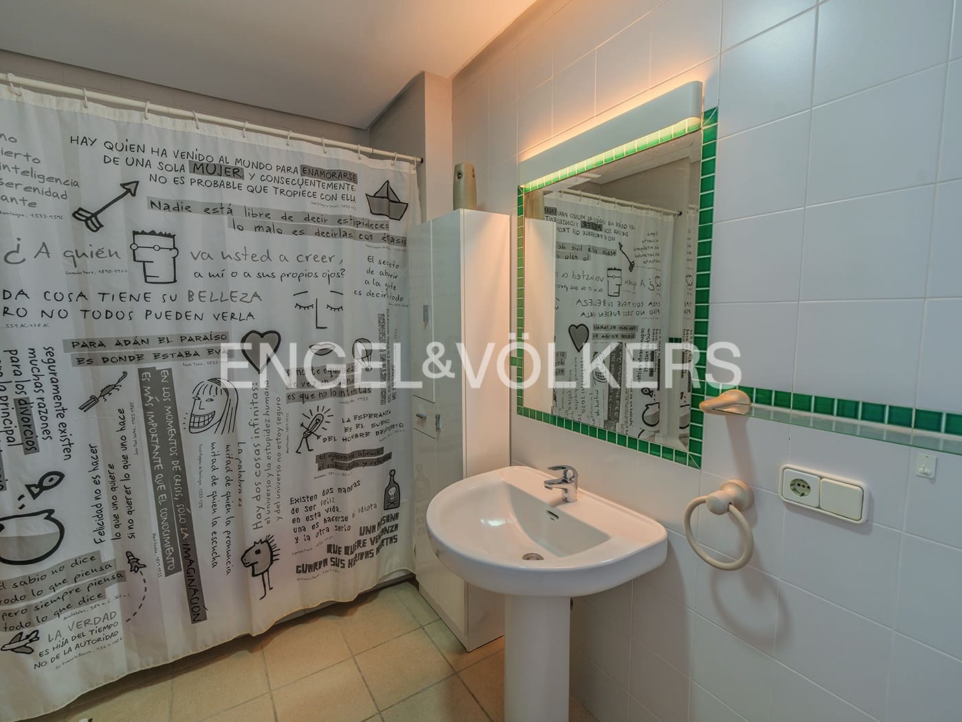 6 chambre Villa/Maison à vendre à Muchamiel / Mutxamel avec piscine garage - 850 000 € (Ref: 9628261)