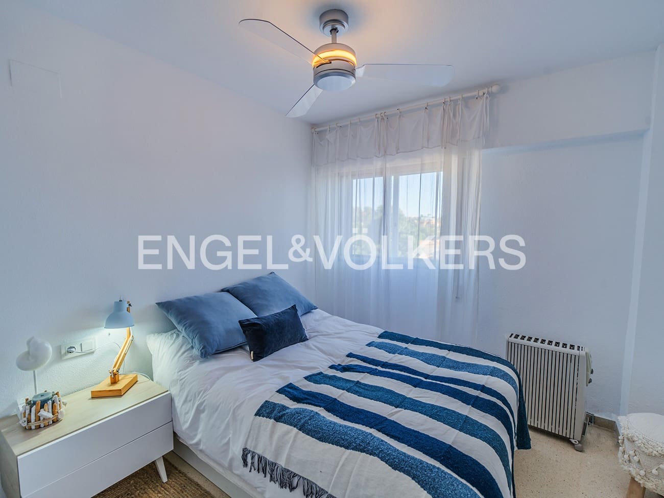 2 sypialnia Apartament na sprzedaż w Miasto Alicante / Alacant z basenem garażem - 370 000 € (Ref: 9628334)