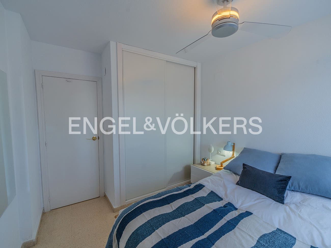 2 sypialnia Apartament na sprzedaż w Miasto Alicante / Alacant z basenem garażem - 370 000 € (Ref: 9628334)