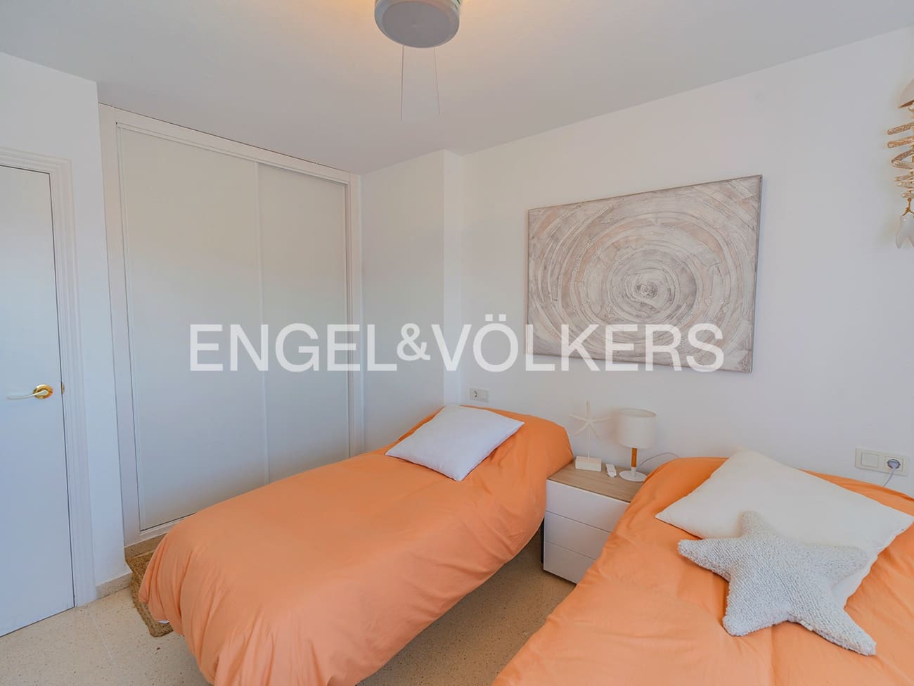 2 sypialnia Apartament na sprzedaż w Miasto Alicante / Alacant z basenem garażem - 370 000 € (Ref: 9628334)