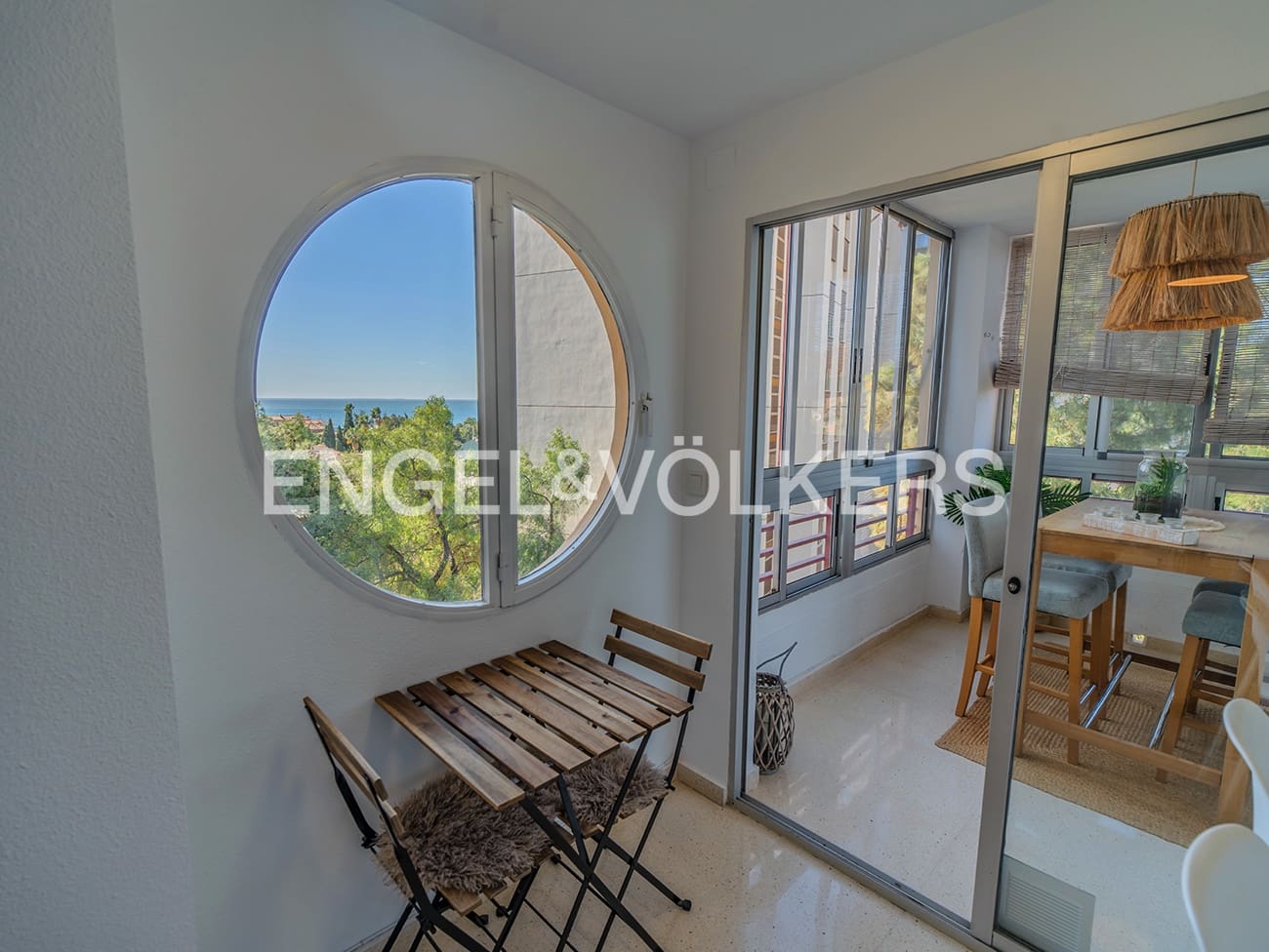 2 sypialnia Apartament na sprzedaż w Miasto Alicante / Alacant z basenem garażem - 370 000 € (Ref: 9628334)