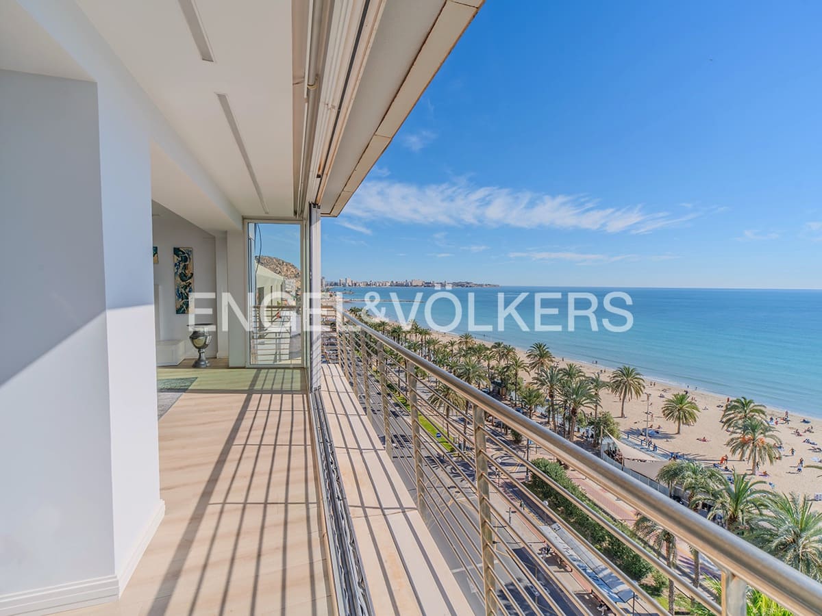 Ático de 3 habitaciones en Alicante / Alacant ciudad en venta - 1.600.000 € (Ref: 9628347)
