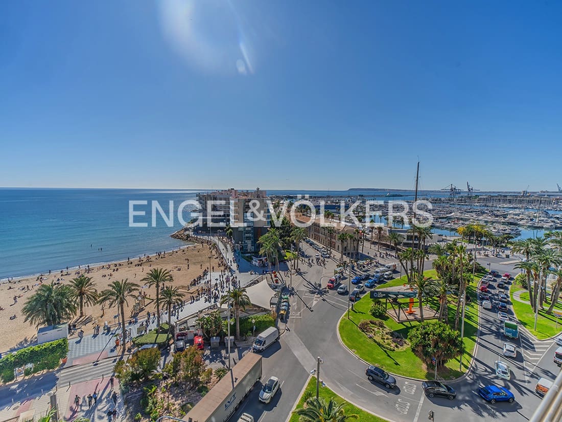 Ático de 3 habitaciones en Alicante / Alacant ciudad en venta - 1.600.000 € (Ref: 9628347)