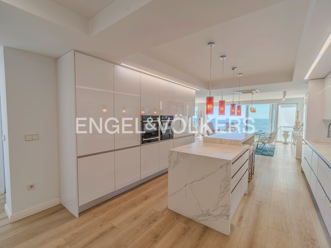 Ático de 3 habitaciones en Alicante / Alacant ciudad en venta - 1.600.000 € (Ref: 9628347)