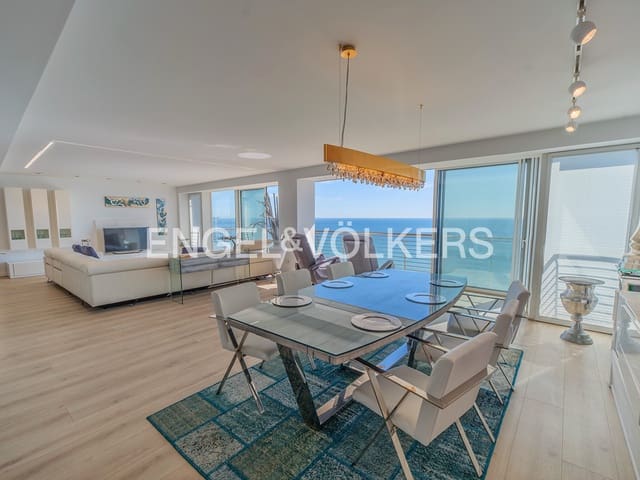 Ático de 3 habitaciones en Casco Antiguo - Sant Cruz - Ayuntamiento, Alicante / Alacant ciudad en venta - 1.600.000 € (Ref: 9628347)