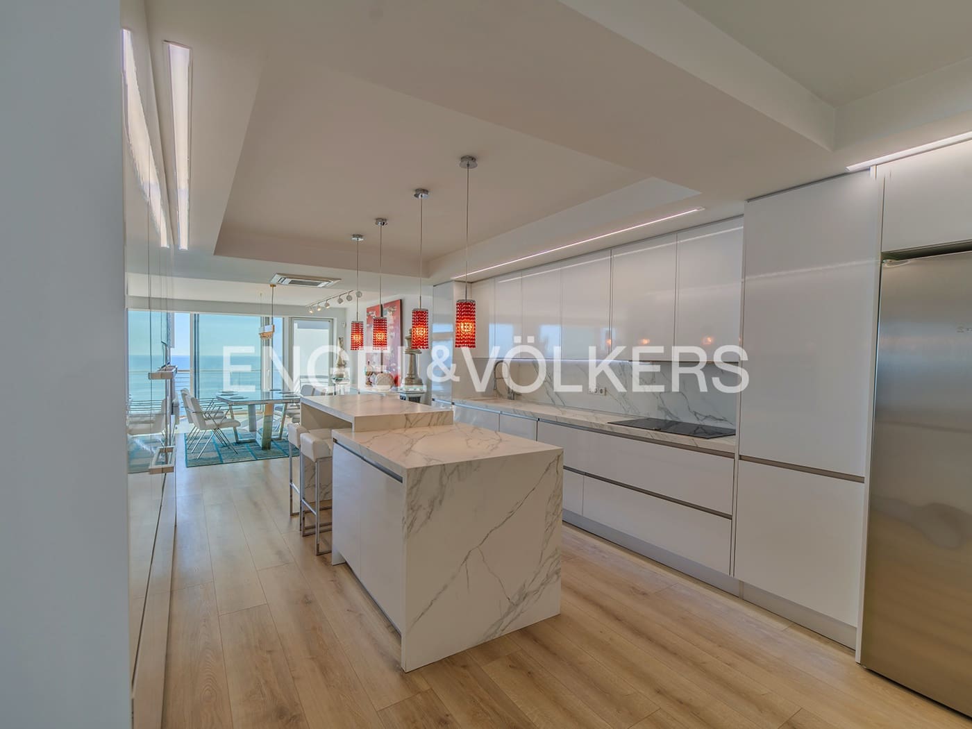 Ático de 3 habitaciones en Alicante / Alacant ciudad en venta - 1.600.000 € (Ref: 9628347)