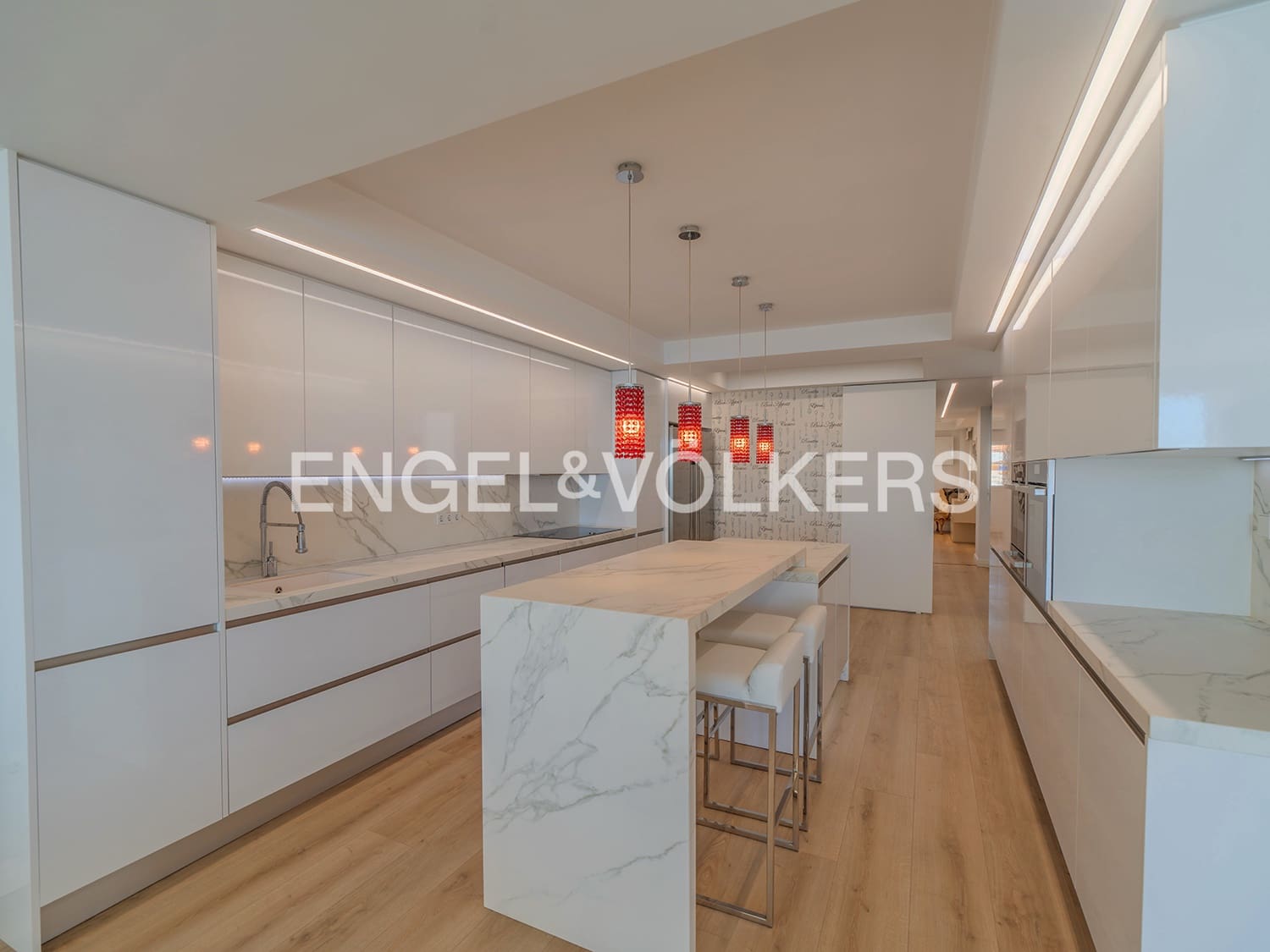 Ático de 3 habitaciones en Alicante / Alacant ciudad en venta - 1.600.000 € (Ref: 9628347)