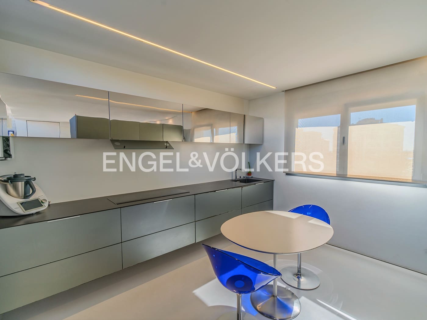Ático de 3 habitaciones en Elche / Elx en venta con piscina garaje - 455.000 € (Ref: 9628360)