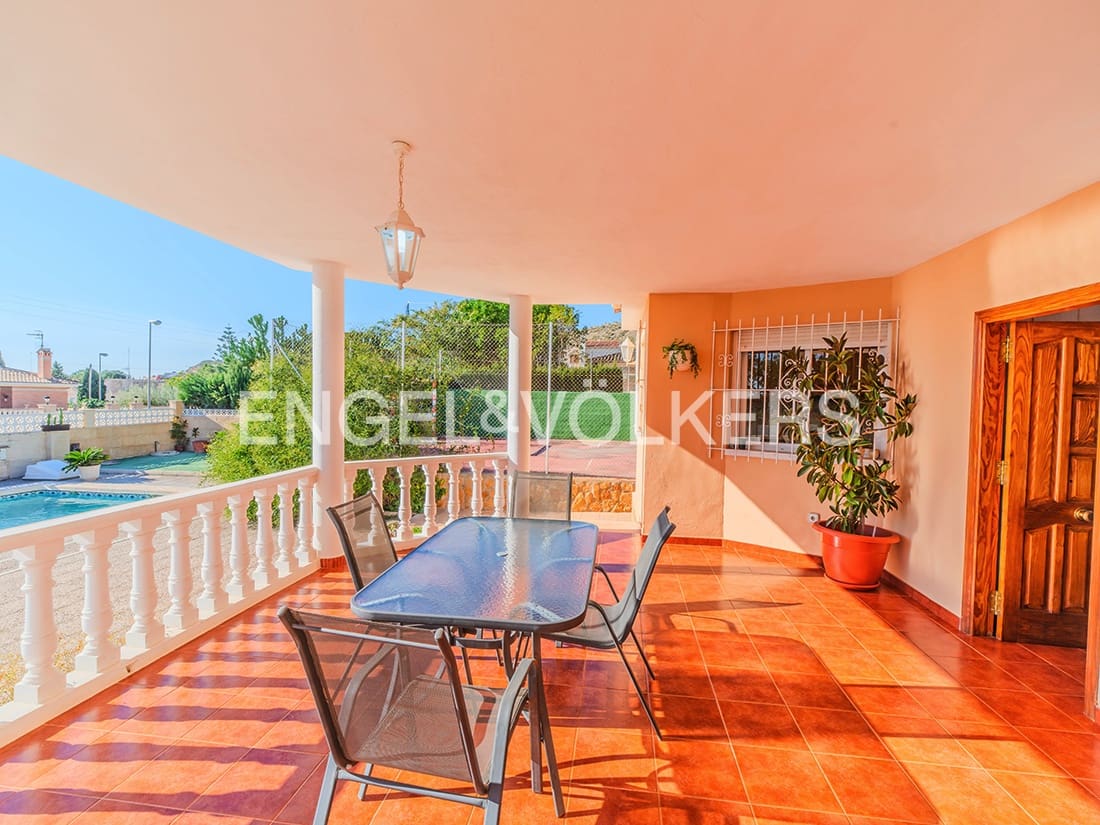 3 sovrum Villa till salu i Muchamiel / Mutxamel med pool - 449 000 € (Ref: 9628411)