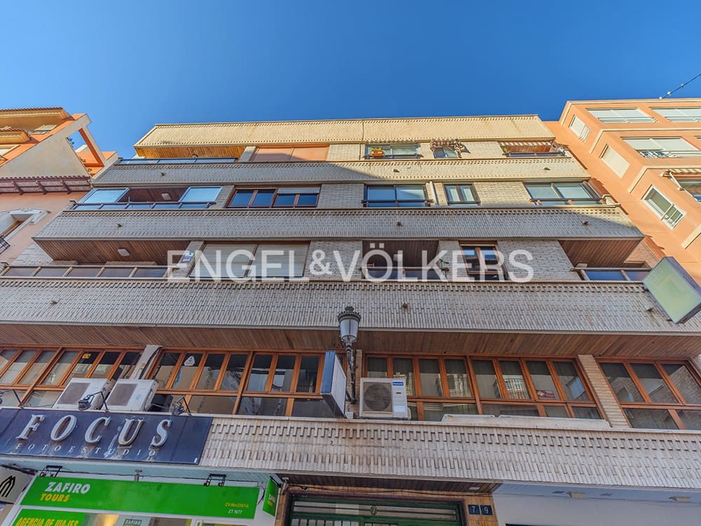 3 chambre Appartement à vendre à Alicante ville - 370 000 € (Ref: 9629214)