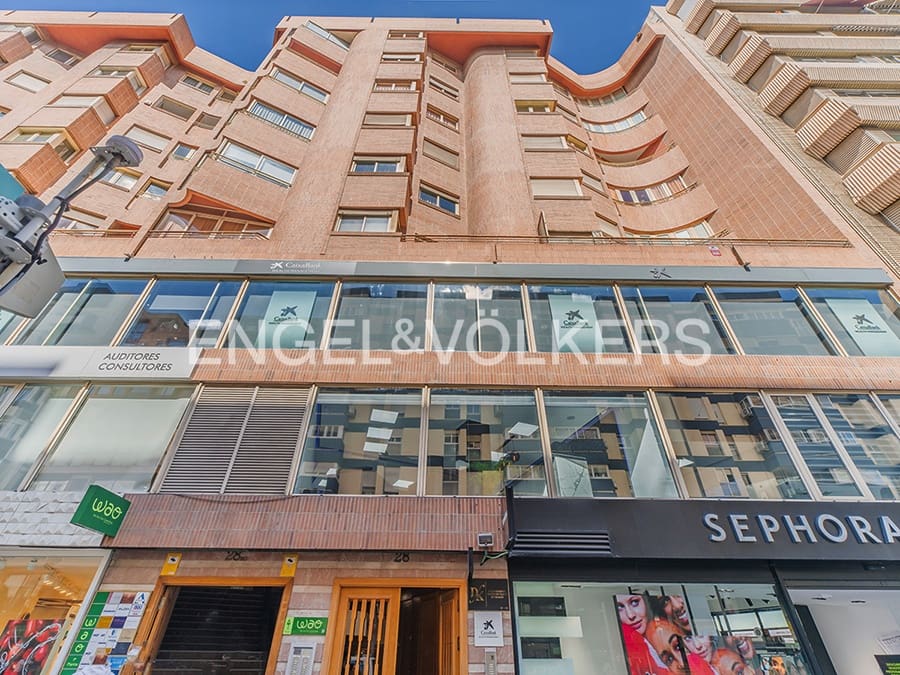 3 Zimmer Apartment zu verkaufen in Alicante / Alacant Stadt mit Garage - 795.000 € (Ref: 9677909)