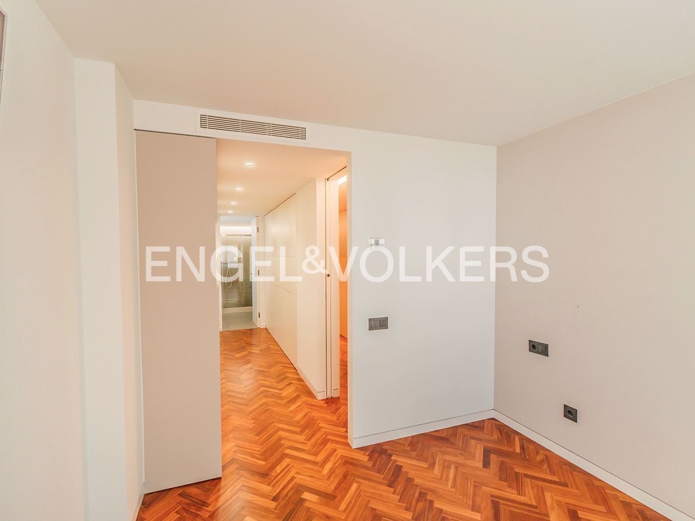3 Zimmer Apartment zu verkaufen in Alicante / Alacant Stadt mit Garage - 795.000 € (Ref: 9677909)