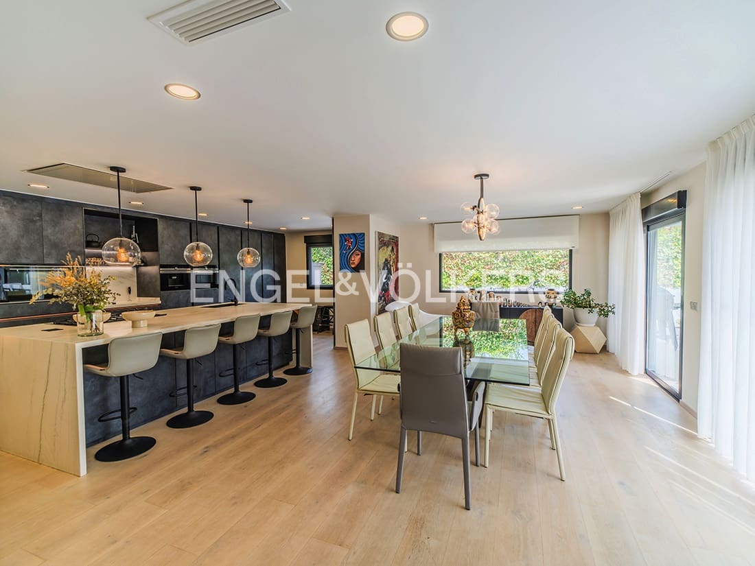 7 bedroom Villa for sale in Muchamiel / Mutxamel with pool garage - € 1,100,000 (Ref: 9679187)