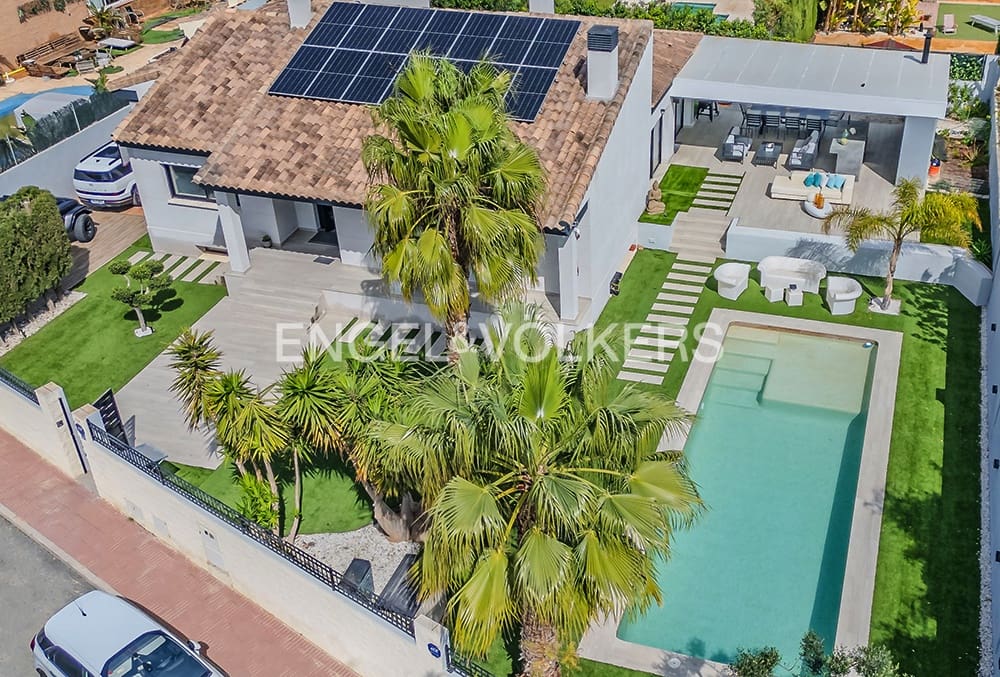 7 bedroom Villa for sale in Muchamiel / Mutxamel with pool garage - € 1,100,000 (Ref: 9679187)