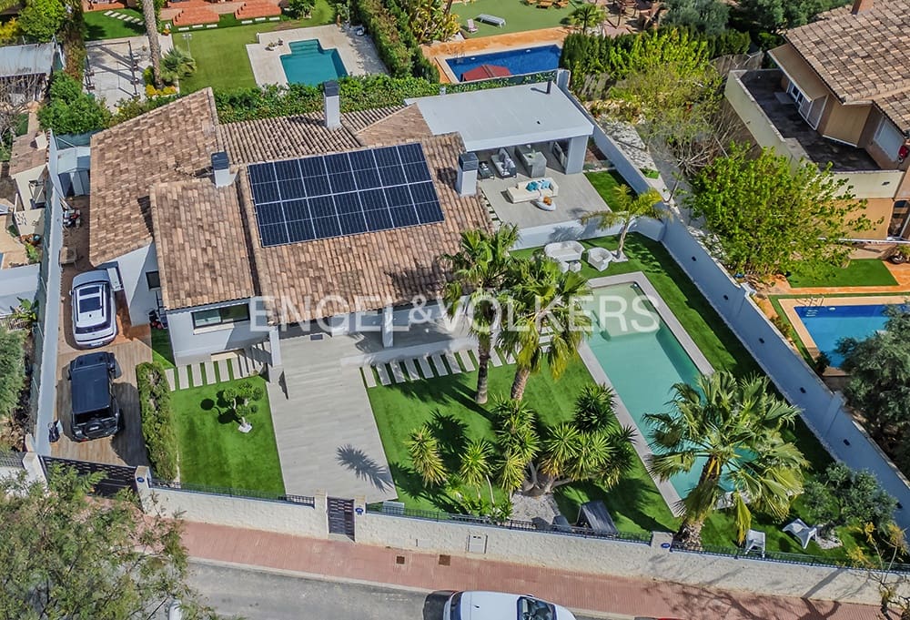 7 bedroom Villa for sale in Muchamiel / Mutxamel with pool garage - € 1,100,000 (Ref: 9679187)
