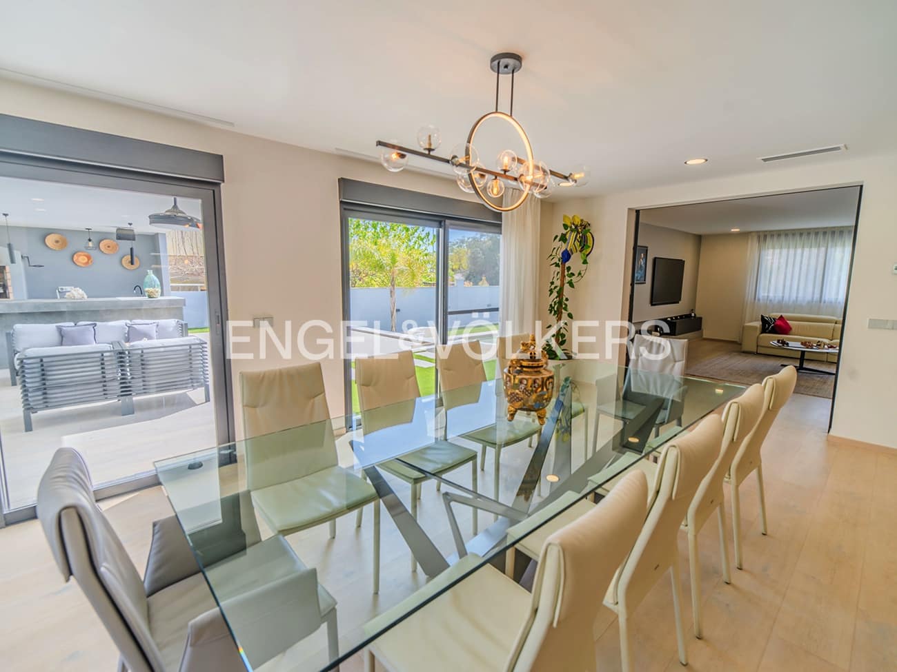 7 bedroom Villa for sale in Muchamiel / Mutxamel with pool garage - € 1,100,000 (Ref: 9679187)