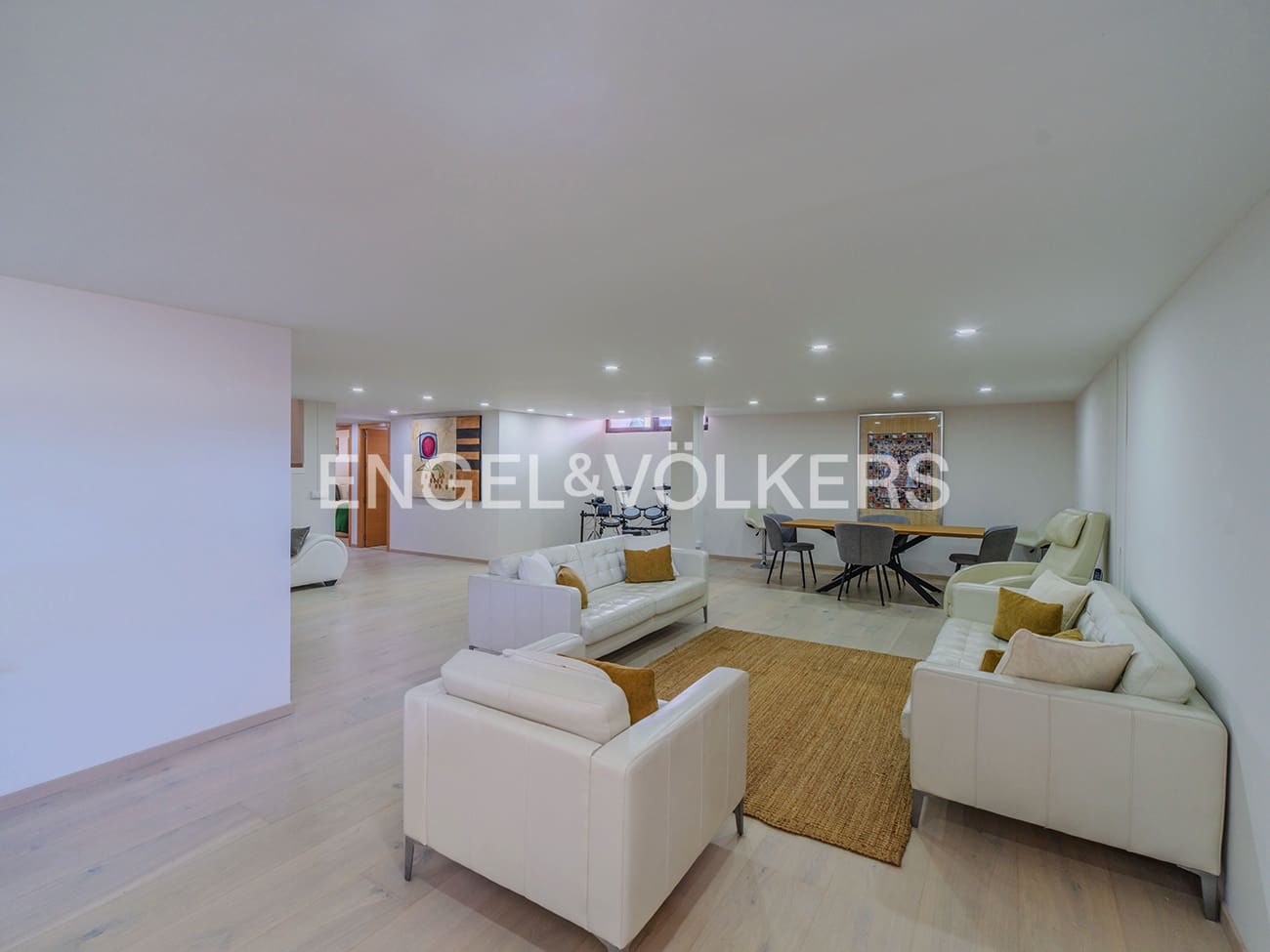 7 bedroom Villa for sale in Muchamiel / Mutxamel with pool garage - € 1,100,000 (Ref: 9679187)