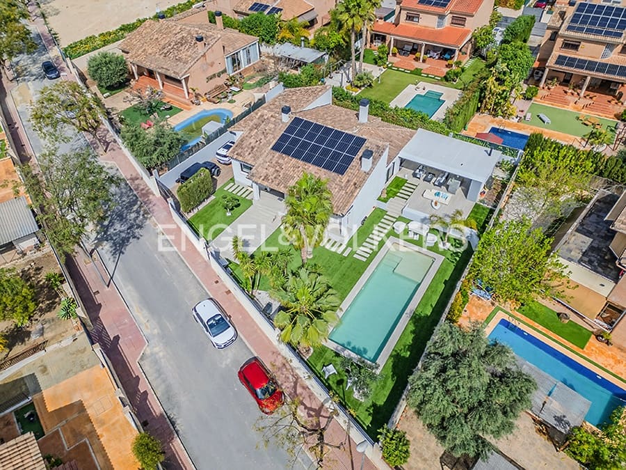 7 bedroom Villa for sale in Muchamiel / Mutxamel with pool garage - € 1,100,000 (Ref: 9679187)
