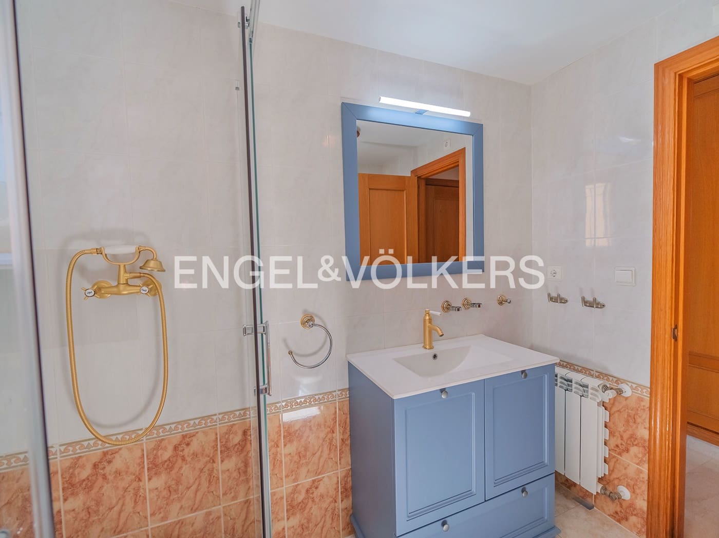 4 makuuhuone Huvila myytävänä paikassa Muchamiel / Mutxamel mukana uima-altaan 
autotalli - 599 000 € (Ref: 9708045)