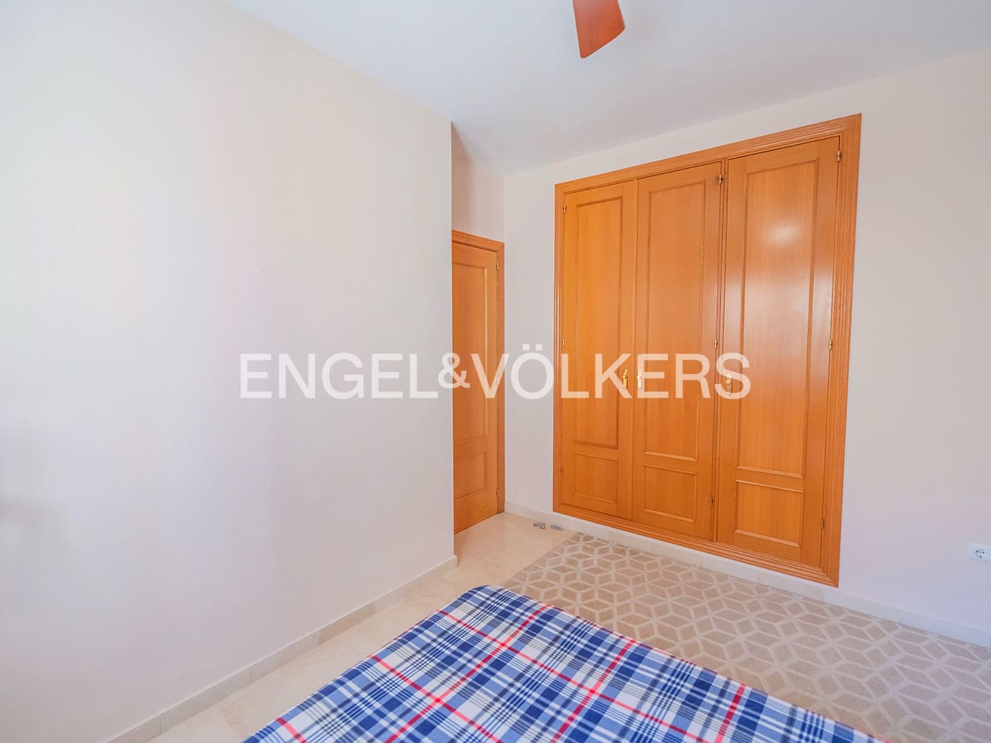 4 makuuhuone Huvila myytävänä paikassa Muchamiel / Mutxamel mukana uima-altaan 
autotalli - 599 000 € (Ref: 9708045)