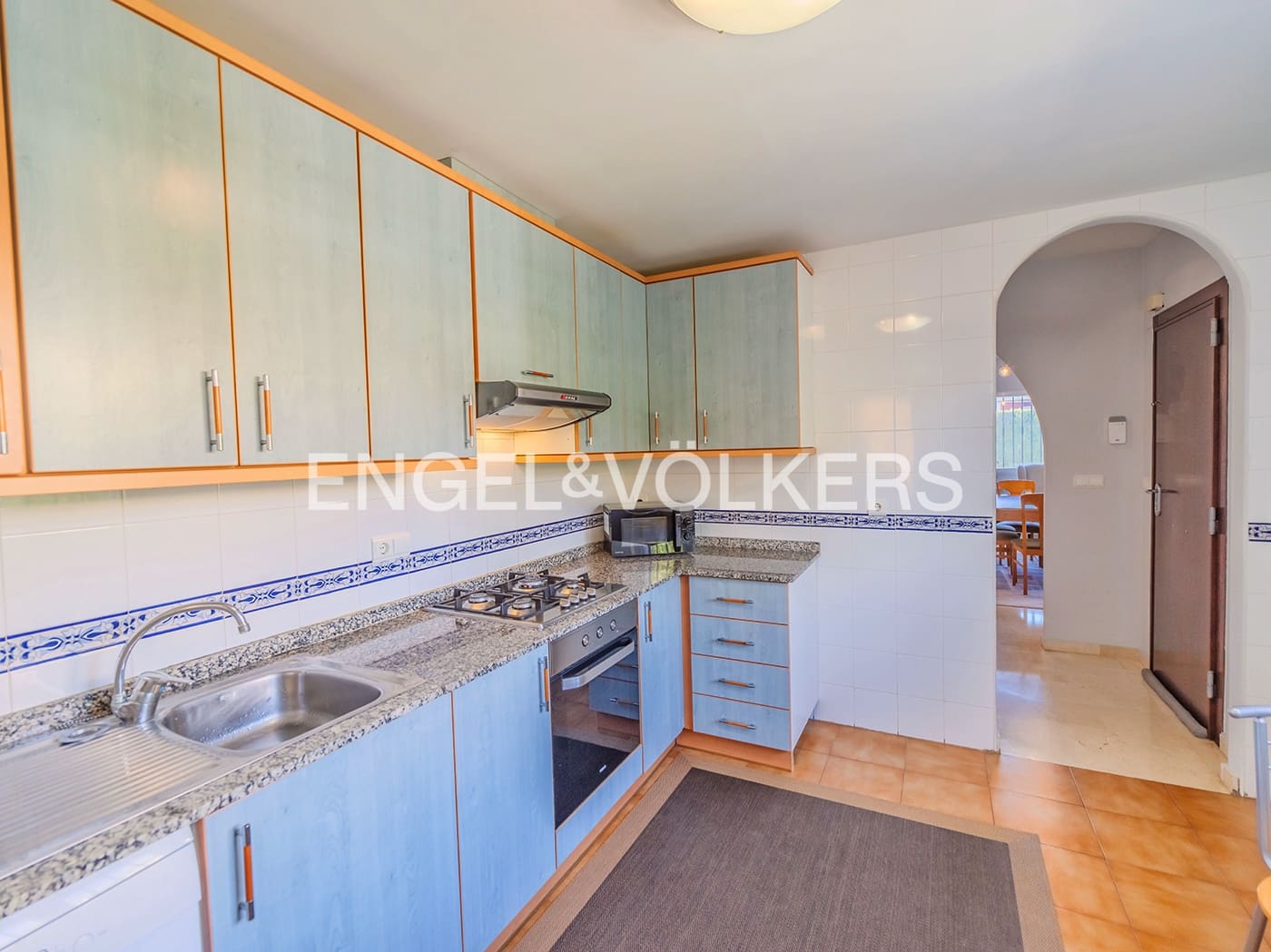 4 makuuhuone Huvila myytävänä paikassa Muchamiel / Mutxamel mukana uima-altaan 
autotalli - 599 000 € (Ref: 9708045)