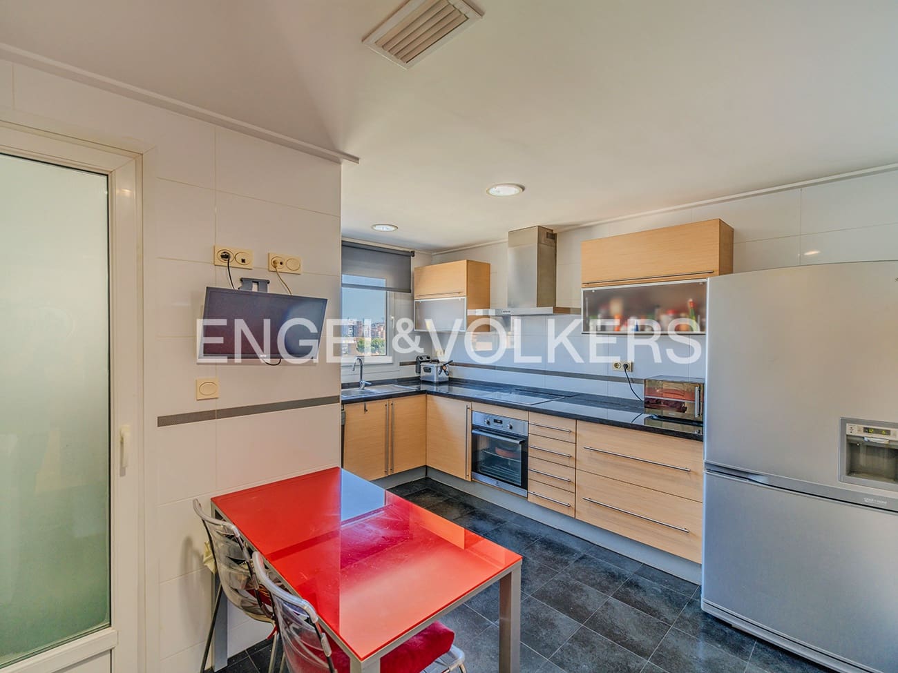 3 makuuhuone Kattohuoneisto myytävänä paikassa Alicante kaupunki mukana uima-altaan 
autotalli - 630 000 € (Ref: 9720364)