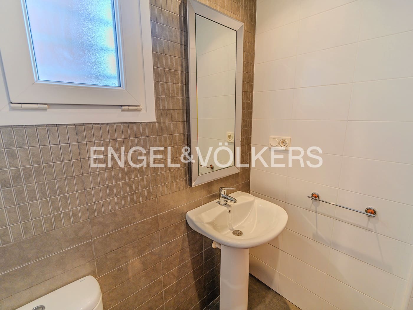 3 makuuhuone Kattohuoneisto myytävänä paikassa Alicante kaupunki mukana uima-altaan 
autotalli - 630 000 € (Ref: 9720364)