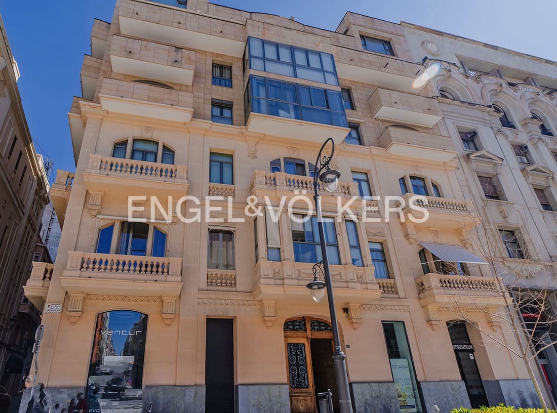 Ático de 5 habitaciones en Alicante / Alacant ciudad en venta con garaje - 1.800.000 € (Ref: 9720528)
