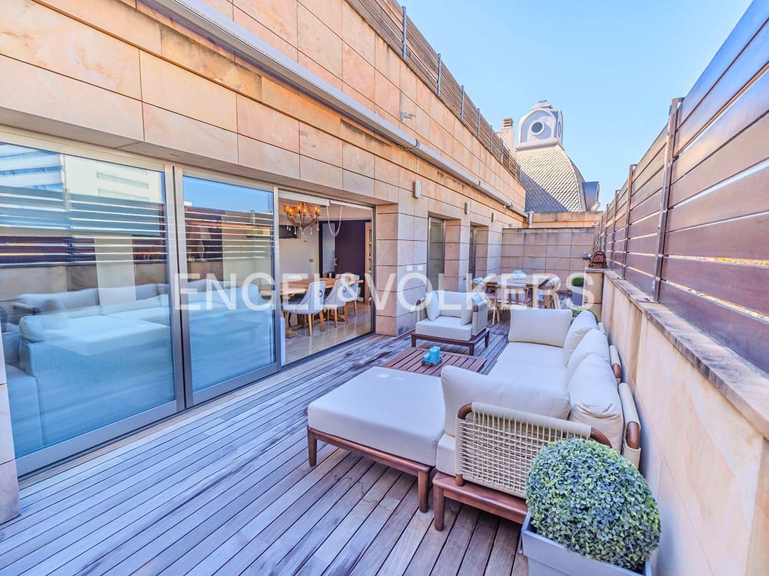 Ático de 5 habitaciones en Alicante / Alacant ciudad en venta con garaje - 1.800.000 € (Ref: 9720528)