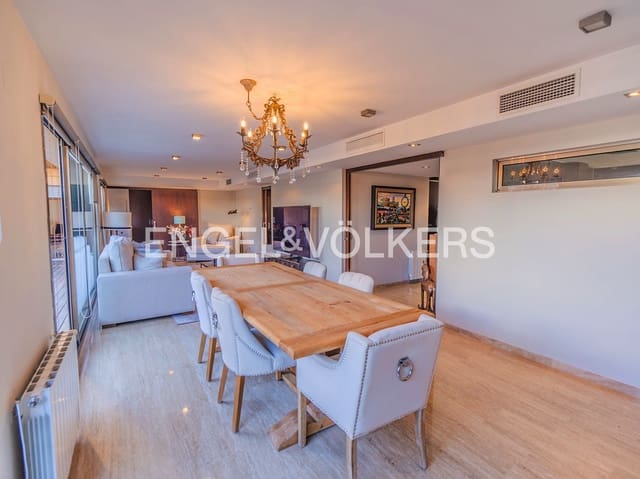 5 slaapkamer Penthouse te koop in Barrio del Centro, Alicante stad met garage - € 1.800.000 (Ref: 9720528)