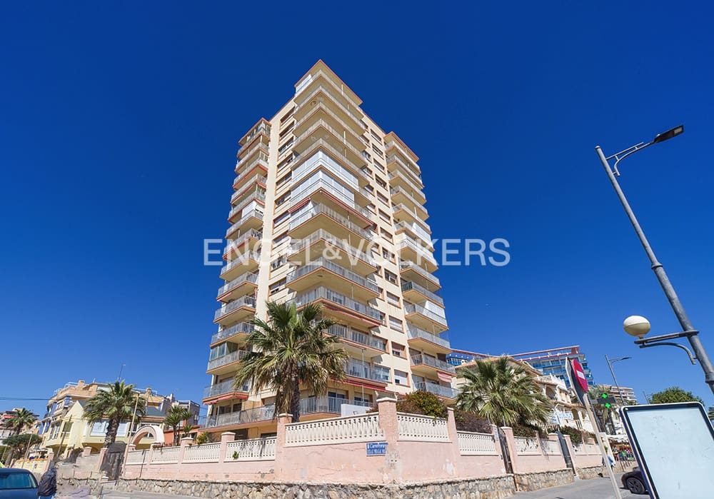 Apartamento de 4 habitaciones en Alicante / Alacant ciudad en venta - 775.000 € (Ref: 9736100)