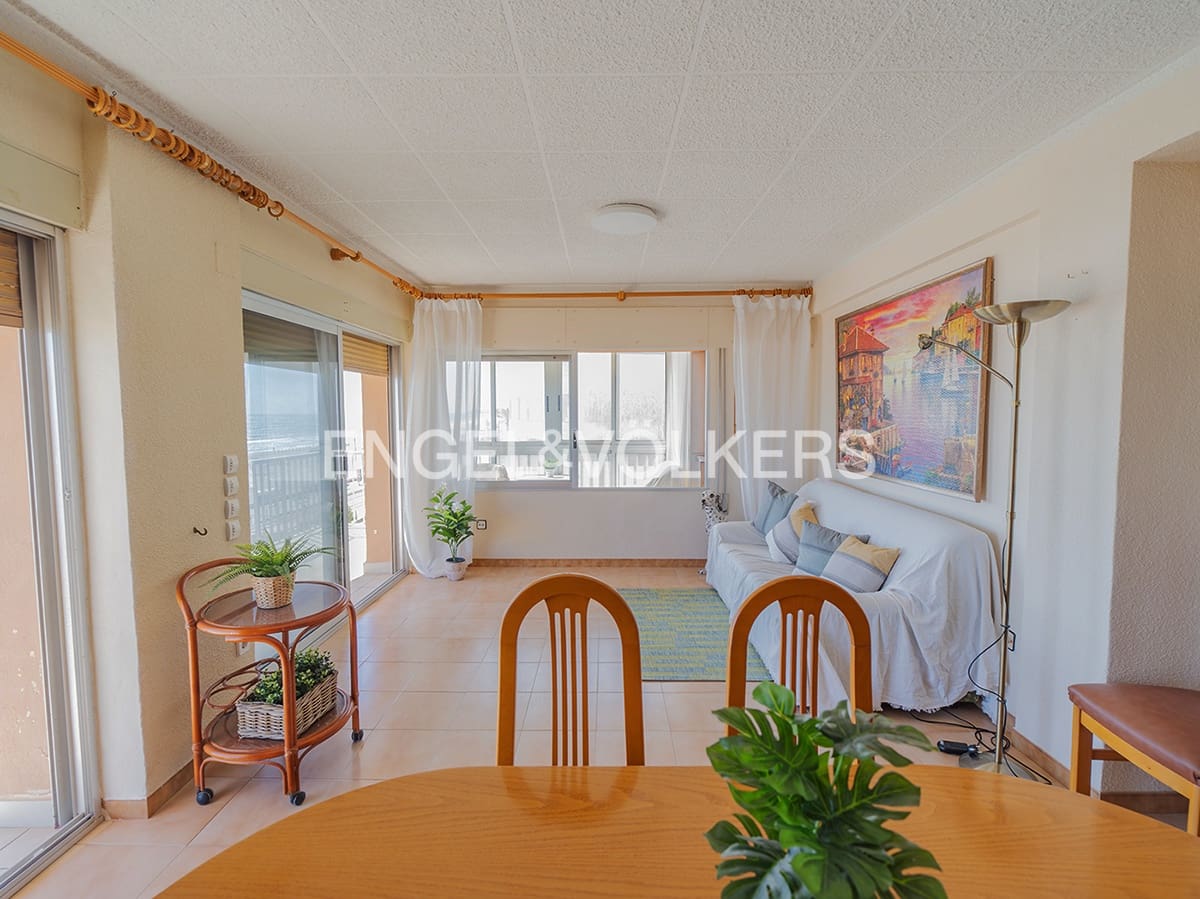 Apartamento de 4 habitaciones en Alicante / Alacant ciudad en venta - 775.000 € (Ref: 9736100)