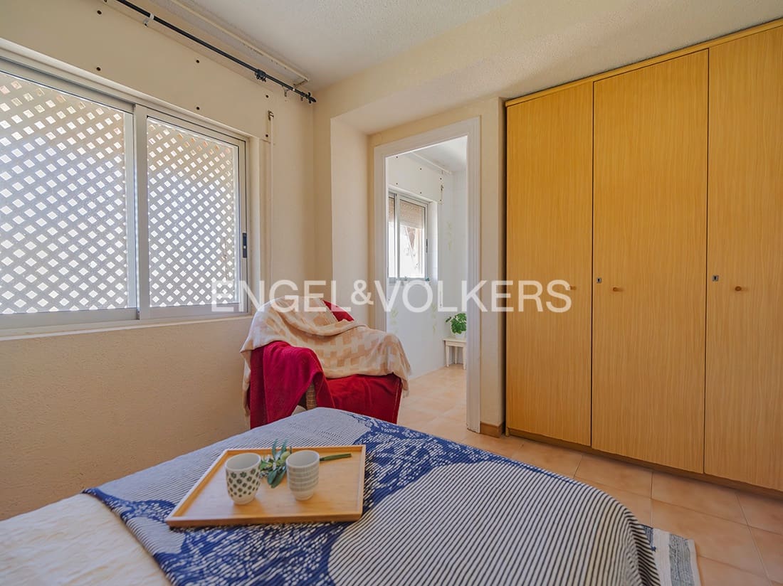 Apartamento de 4 habitaciones en Alicante / Alacant ciudad en venta - 775.000 € (Ref: 9736100)