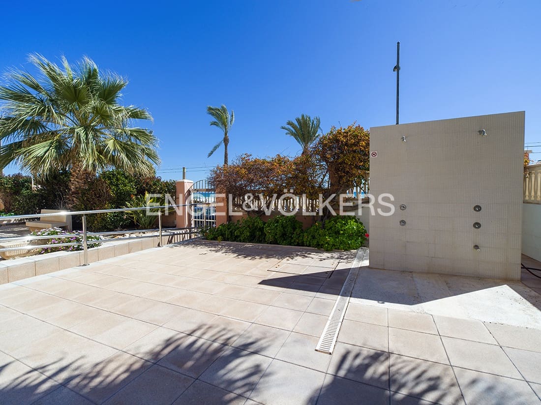 Apartamento de 4 habitaciones en Alicante / Alacant ciudad en venta - 775.000 € (Ref: 9736100)