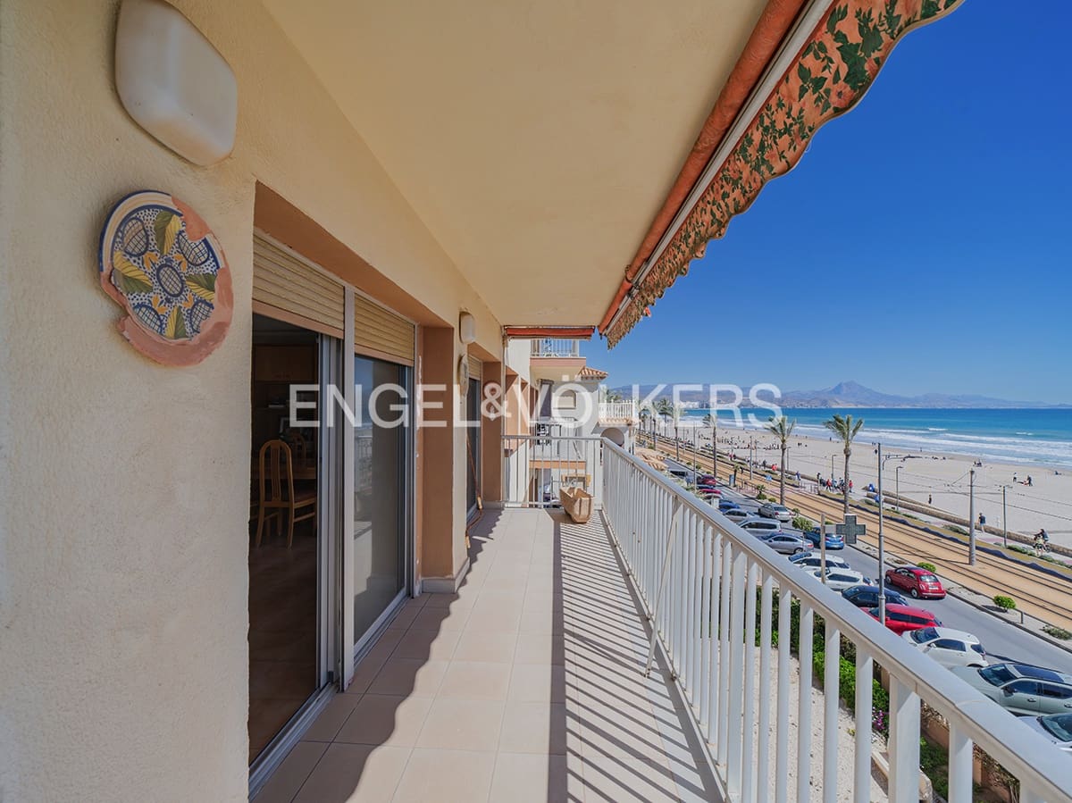 Apartamento de 4 habitaciones en Alicante / Alacant ciudad en venta - 775.000 € (Ref: 9736100)