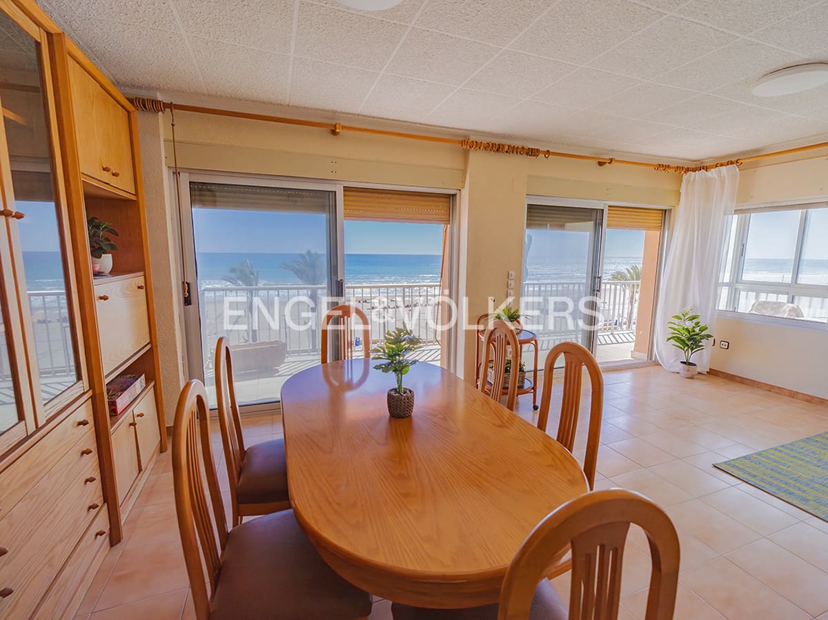 Apartamento de 4 habitaciones en Alicante / Alacant ciudad en venta - 775.000 € (Ref: 9736100)