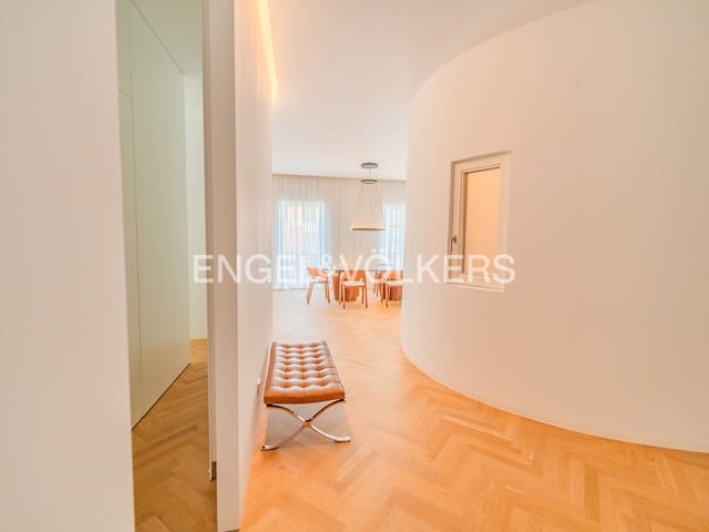 3 soveværelse Lejlighed til salg i Barrio del Centro, Alicante by - € 1.290.000 (Ref: 9753729)