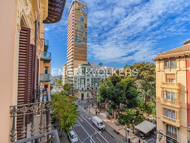 3 soveværelse Lejlighed til salg i Barrio del Centro, Alicante by - € 1.290.000 (Ref: 9753729)