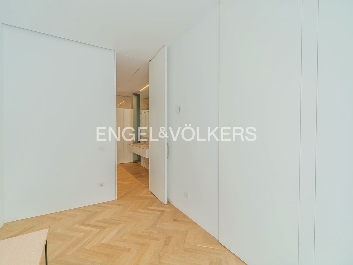 3 soveværelse Lejlighed til salg i Alicante by - € 1.290.000 (Ref: 9753729)