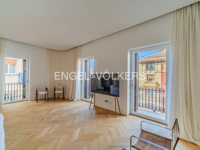 3 soveværelse Lejlighed til salg i Barrio del Centro, Alicante by - € 1.290.000 (Ref: 9753729)