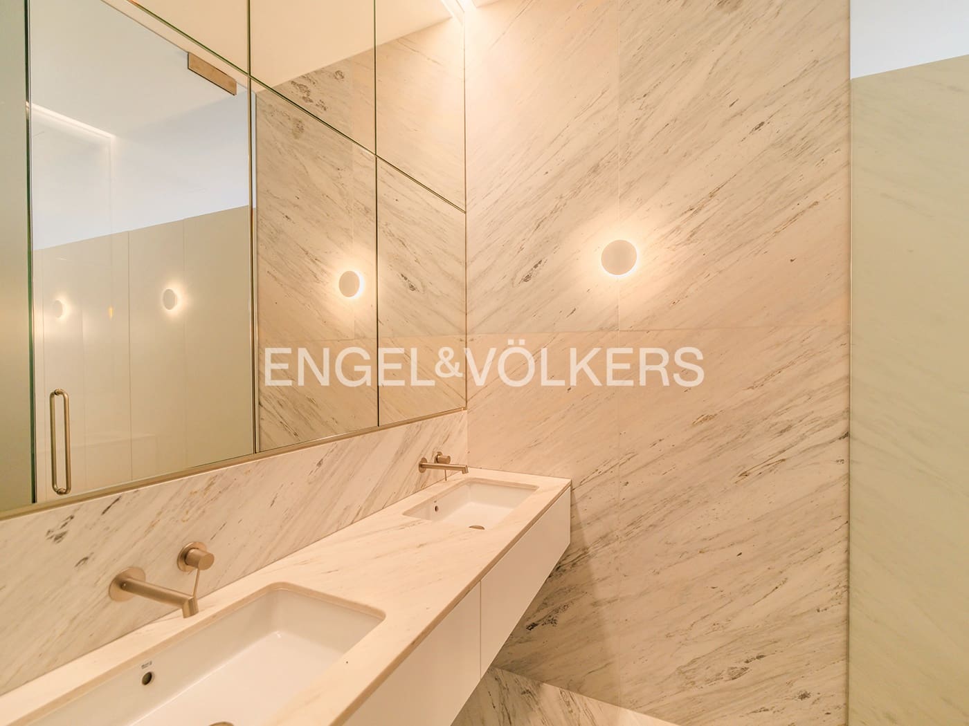 3 soveværelse Lejlighed til salg i Alicante by - € 1.290.000 (Ref: 9753729)