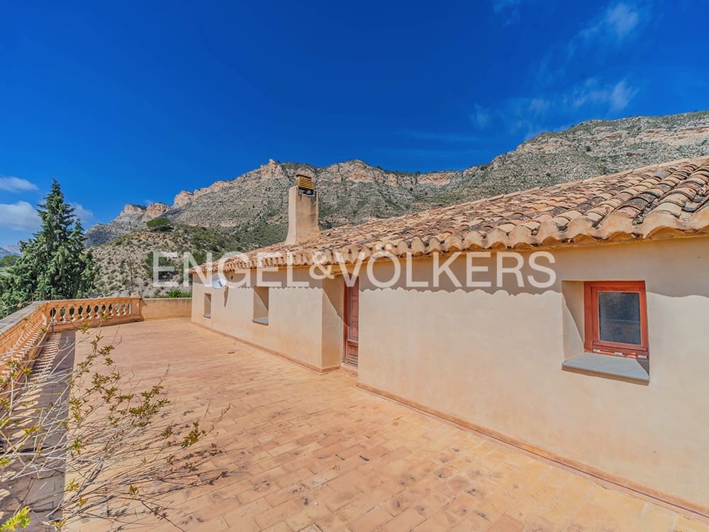 5 soverom Finca/Herregård til salgs i Jijona / Xixona med svømmebasseng garasje - € 460 000 (Ref: 9761465)