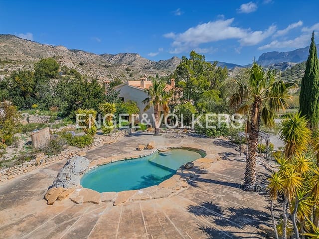 5 soverom Finca/Herregård til salgs i Jijona / Xixona med svømmebasseng garasje - € 730 000 (Ref: 9761470)