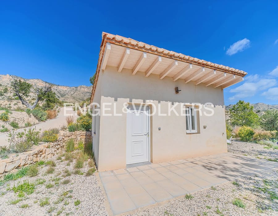 5 soverom Finca/Herregård til salgs i Jijona / Xixona med svømmebasseng garasje - € 730 000 (Ref: 9761470)