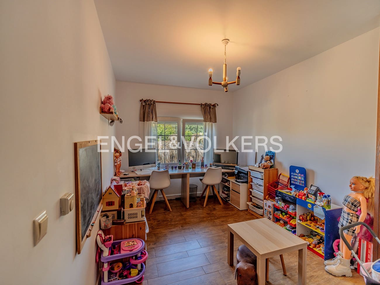 4 bedroom Villa for sale in San Vicente / Sant Vicent del Raspeig with pool garage - € 1,065,000 (Ref: 9777214)